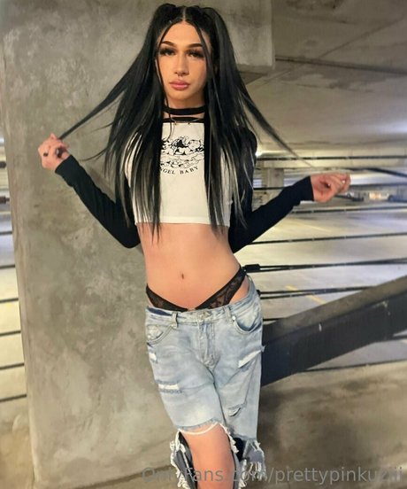 prettypinkuziii star du porno chaude photo