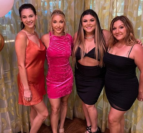 brunette onlyfans nus sexy img