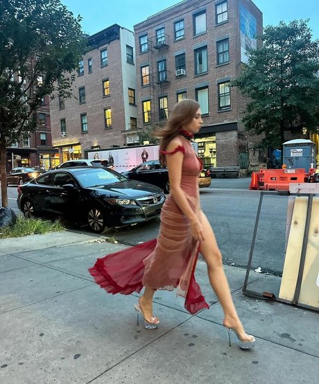 Renatarii star du porno érotique collection