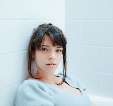 ébène fumeur onlyfans meilleure jolie img