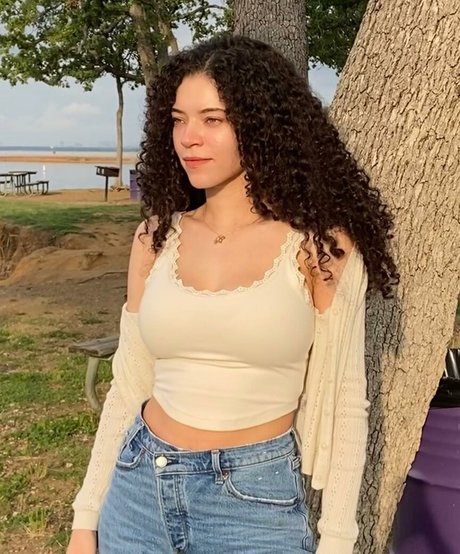 petite ébène onlyfans art parfait img