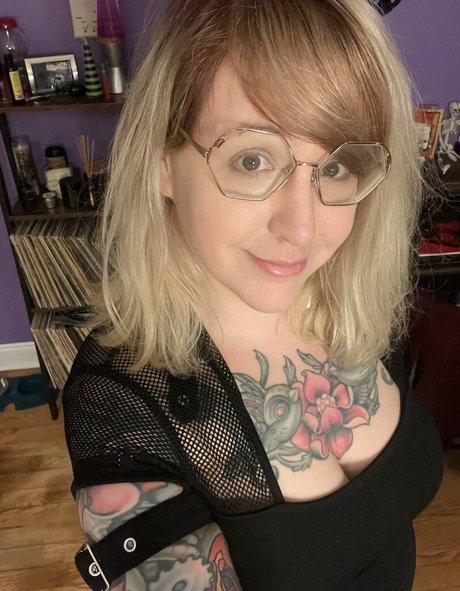 fans asiatiques potelés uniquement érotique de haute qualité galerie