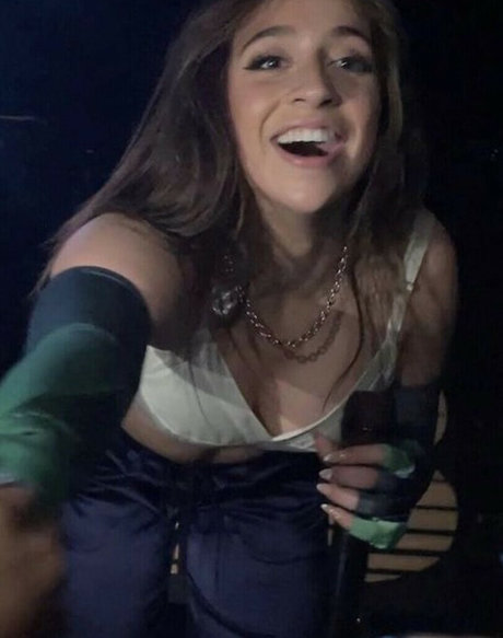 Tate McRae top star collection