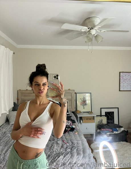 jambajuiced modèles nus galerie