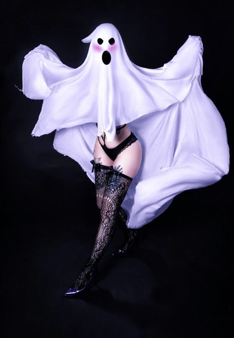 vieille milf onlyfans top jolie image