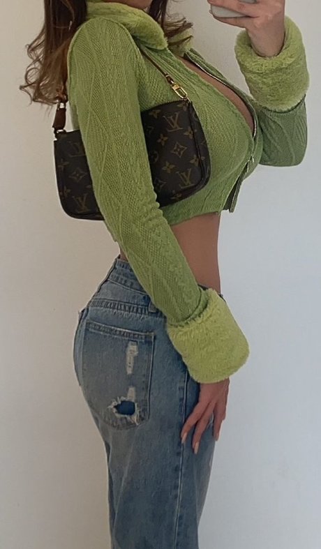 beaux gros seins onlyfans exclusif xxx des photos