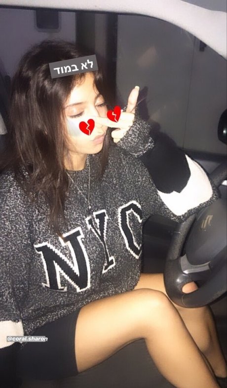 Coral Sharon star du porno chaude collection