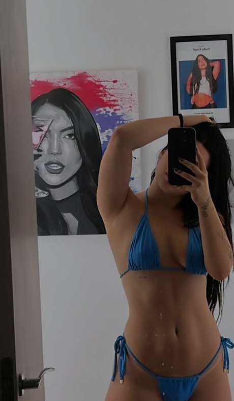 Duda Kropf modèle chaud images