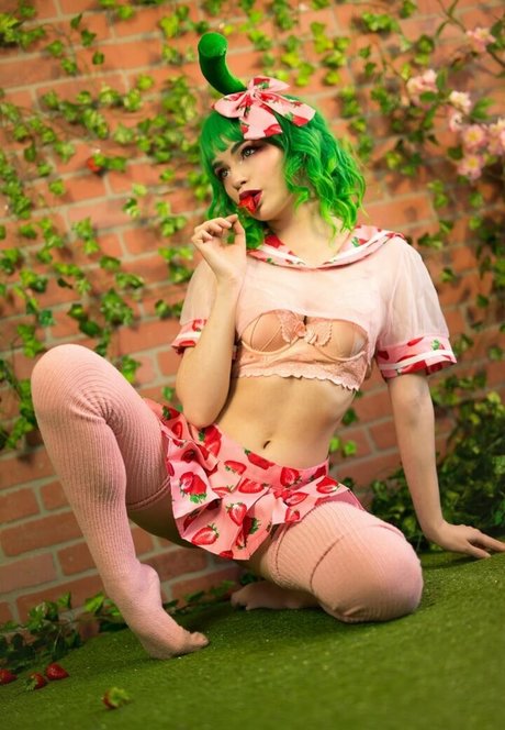 Katrina Wilkinson actrice libre archive