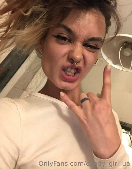 éjaculation pov onlyfans jolie adulte photo