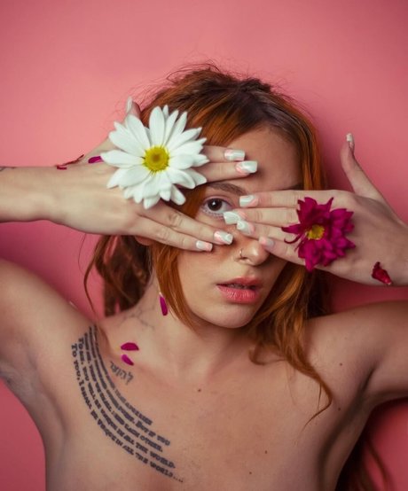 Eliza Grace art star du porno image