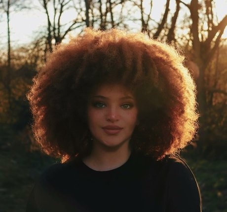 Nikkie Ginger star du porno xxx image