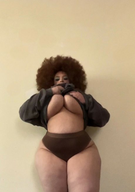 Nikkie Ginger modèle meilleur galerie