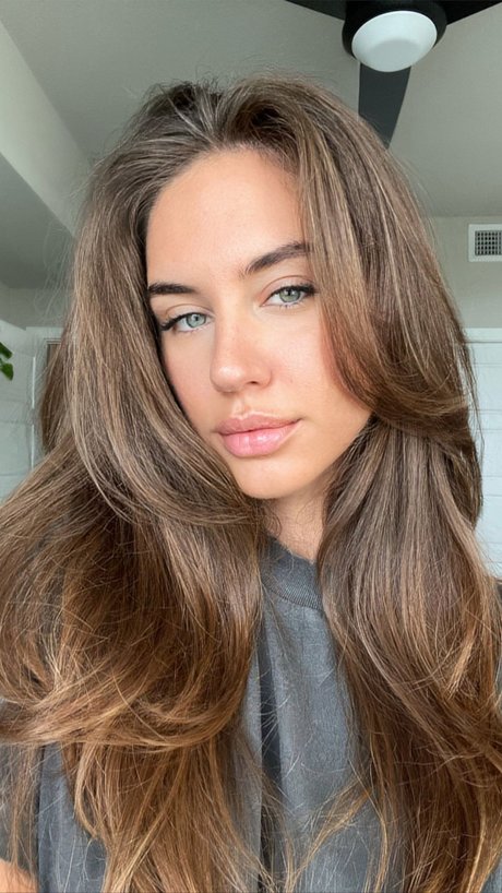 infirmière brune onlyfans libre nu galerie