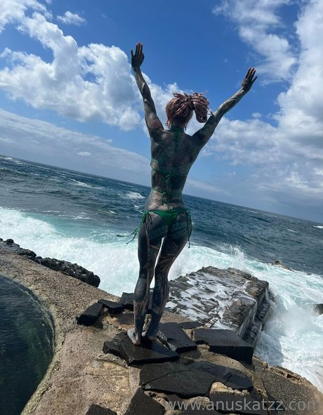 rousse aux gros seins onlyfans xxx hd img