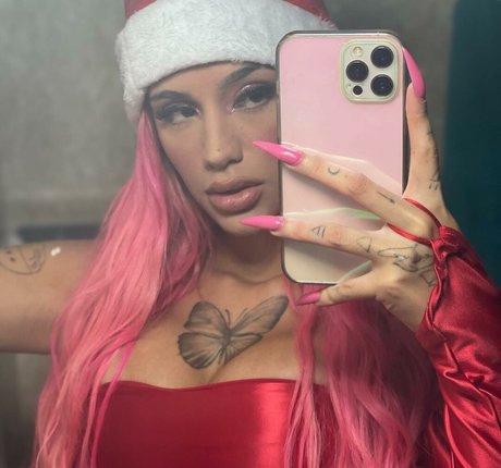 AZZY belle actrice image