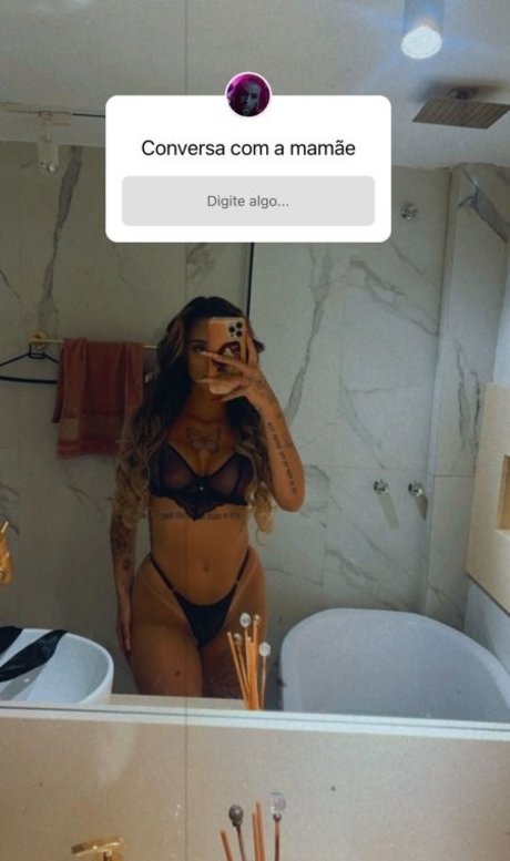 chaton courbé onlyfans nus de haute qualité galerie