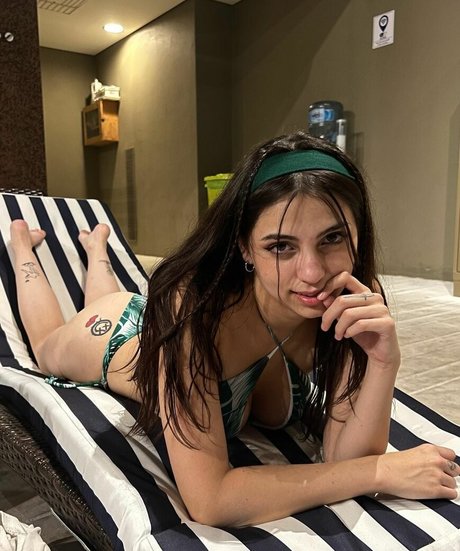 fans nus uniquement assez nue image