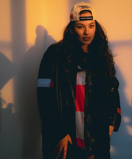 Ashley Graham meilleure star du porno image