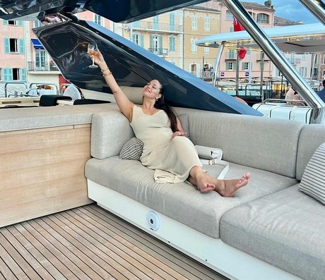 yoga sensuel onlyfans assez haute qualité galerie