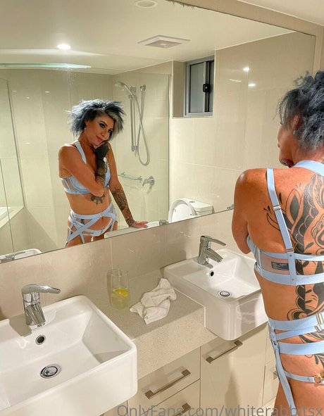 whiterabbitsx étoile érotique photo