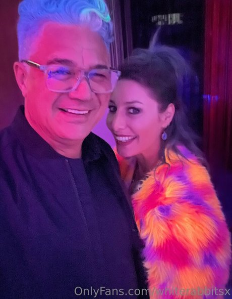 whiterabbitsx art modèle photos