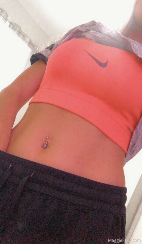 éjacule sur de gros seins onlyfans art pornographique img