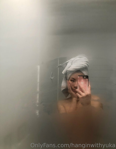 hanginwithyuka4free art de star du porno photos