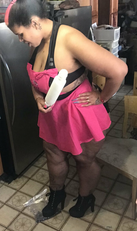 grand-mère épaisse onlyfans xxx pornographique images