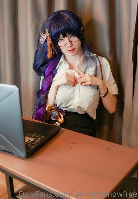 iamdorasnowfree haut de star du porno img