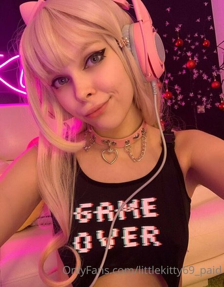 pieds de grand-mère uniquementfans beaux nus archive