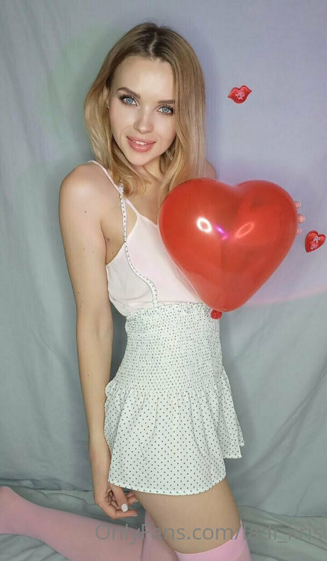 mysterious kris actrice sexy galerie