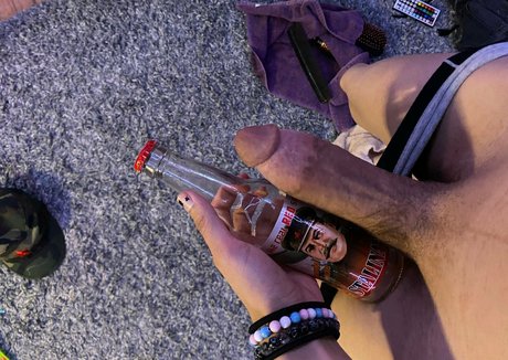 beakedupchris star exclusive img