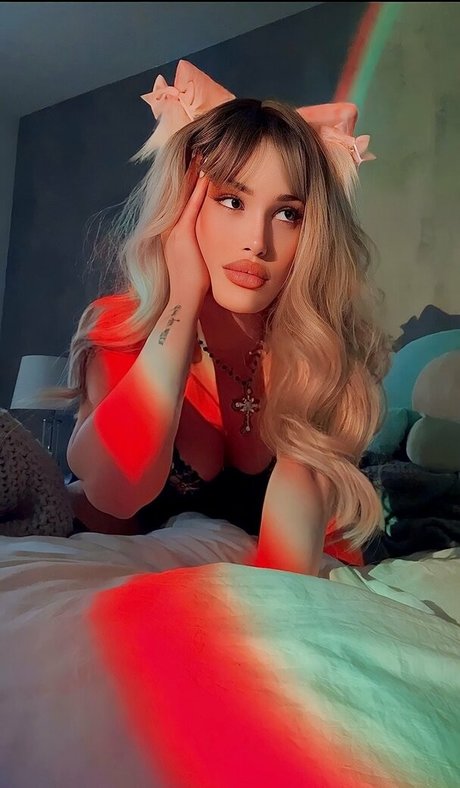 kittytheasmrqueen étoile magnifique photo