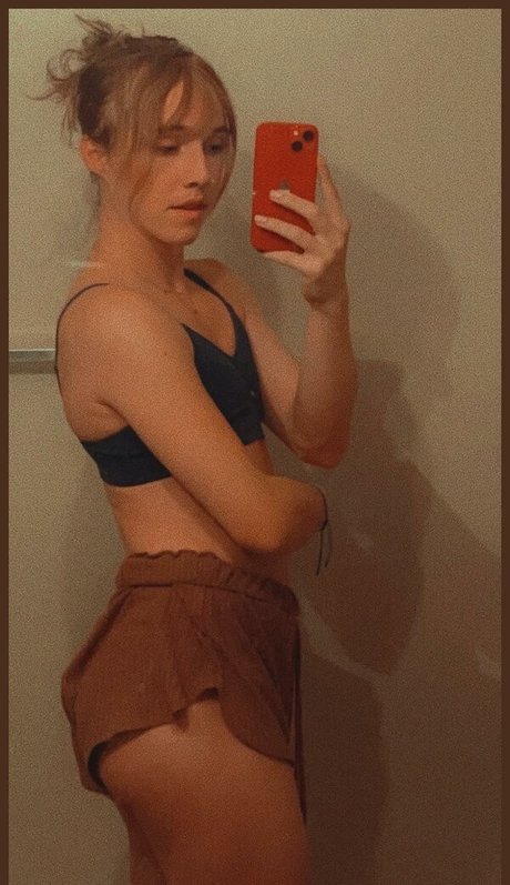 Mia taysun actrice érotique photos