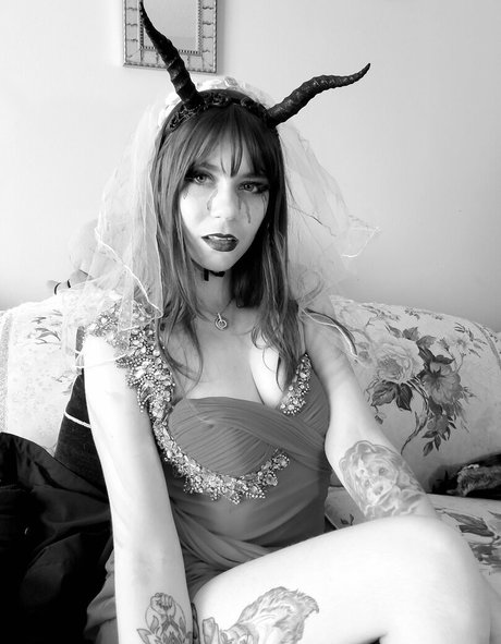 shelbistheshlothfree actrice parfaite image