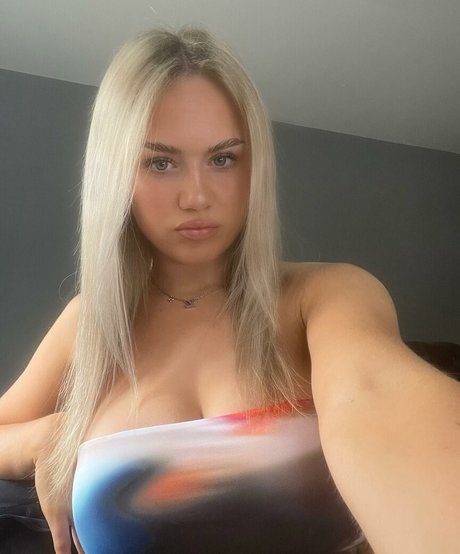 Gabriella Davies actrice artistique des photos