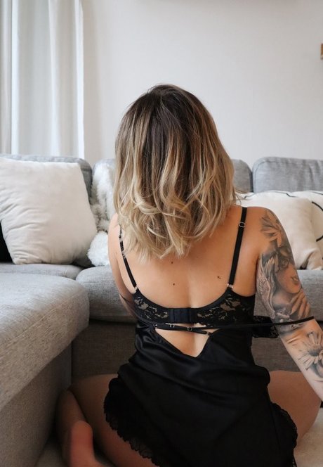 soirée orgie uniquement pour les fans xxx parfait photo