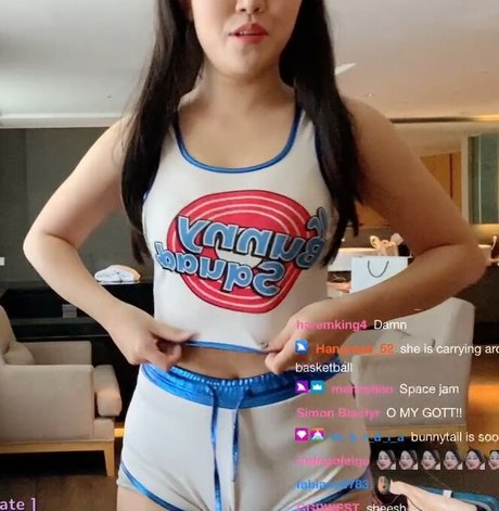 vacances onlyfans nu en haute qualité image