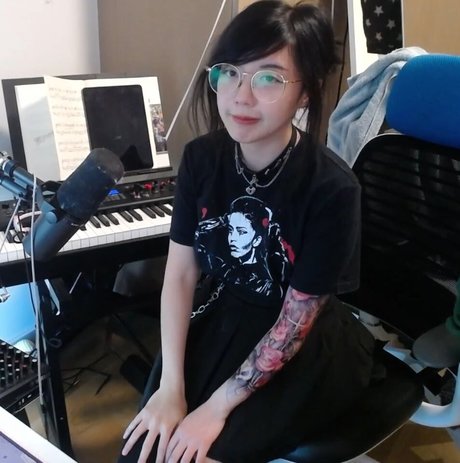 trio à gros seins onlyfans porno xxx photo