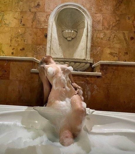 Cielo Torres star du porno nue galerie