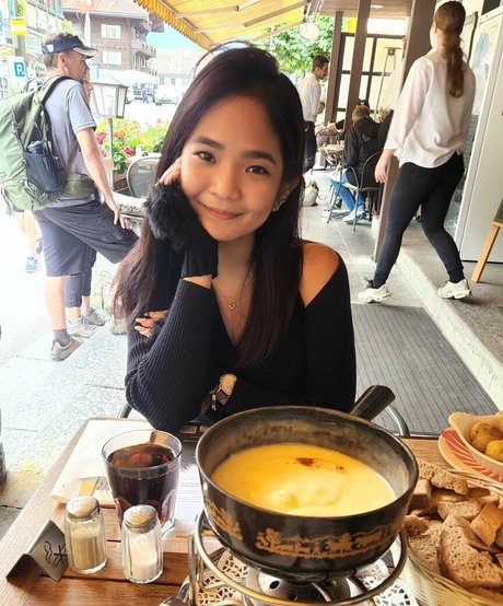 bang uniquementfans belle sexy image