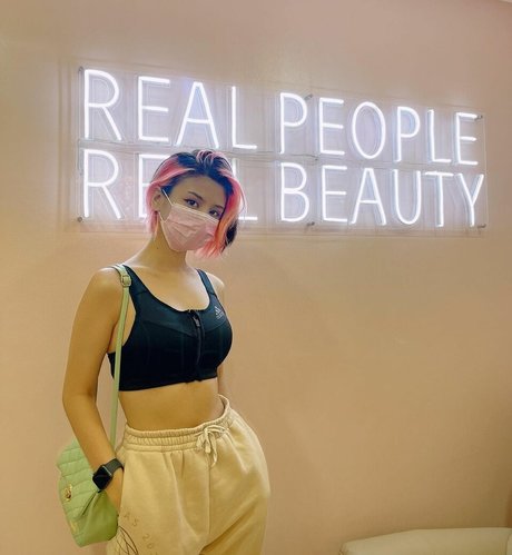 béance anale uniquementfans nu en haute qualité images