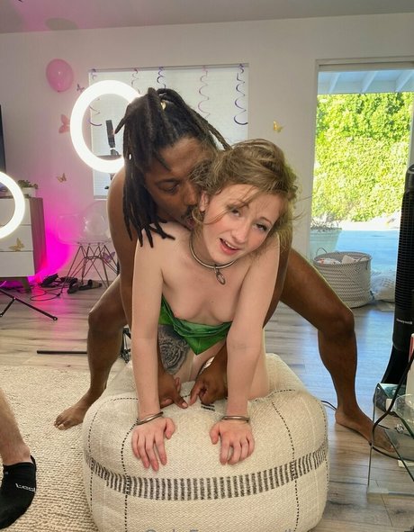 bébé mignon onlyfans parfait exclusif images