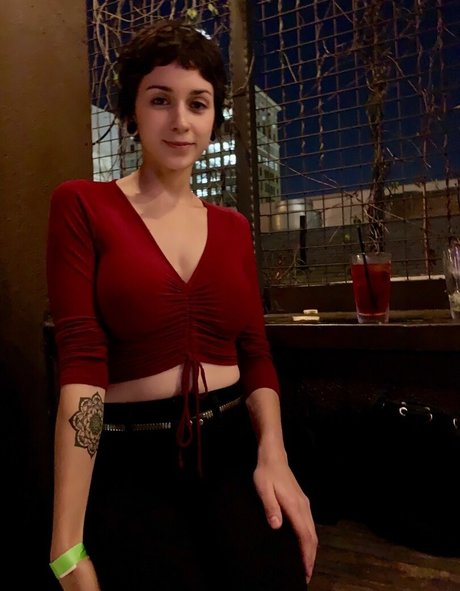 fans de transexuelles sexy uniquement haut nu photo