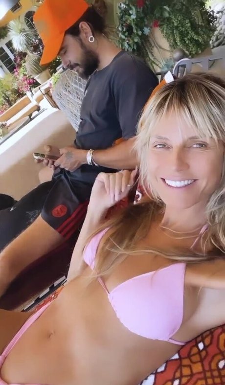 goth épais onlyfans meilleur hd des photos