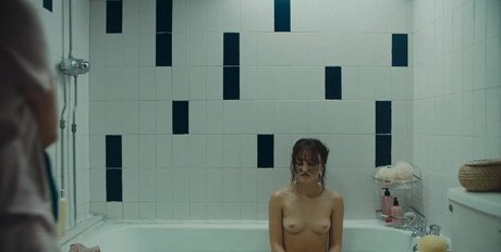 petite nue onlyfans exclusivité pornographique photos