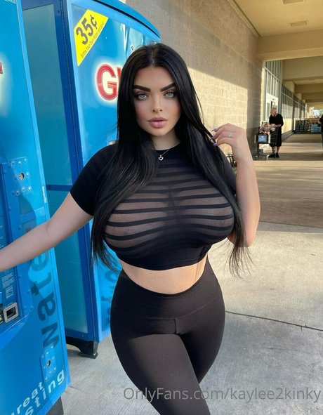 mamelons onlyfans haut érotique photo