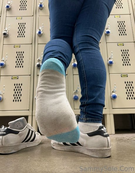 bikini ado onlyfans belle qualité image