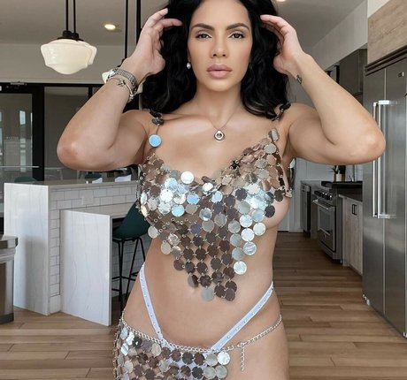 NinaUnrated star du porno en haute qualité img